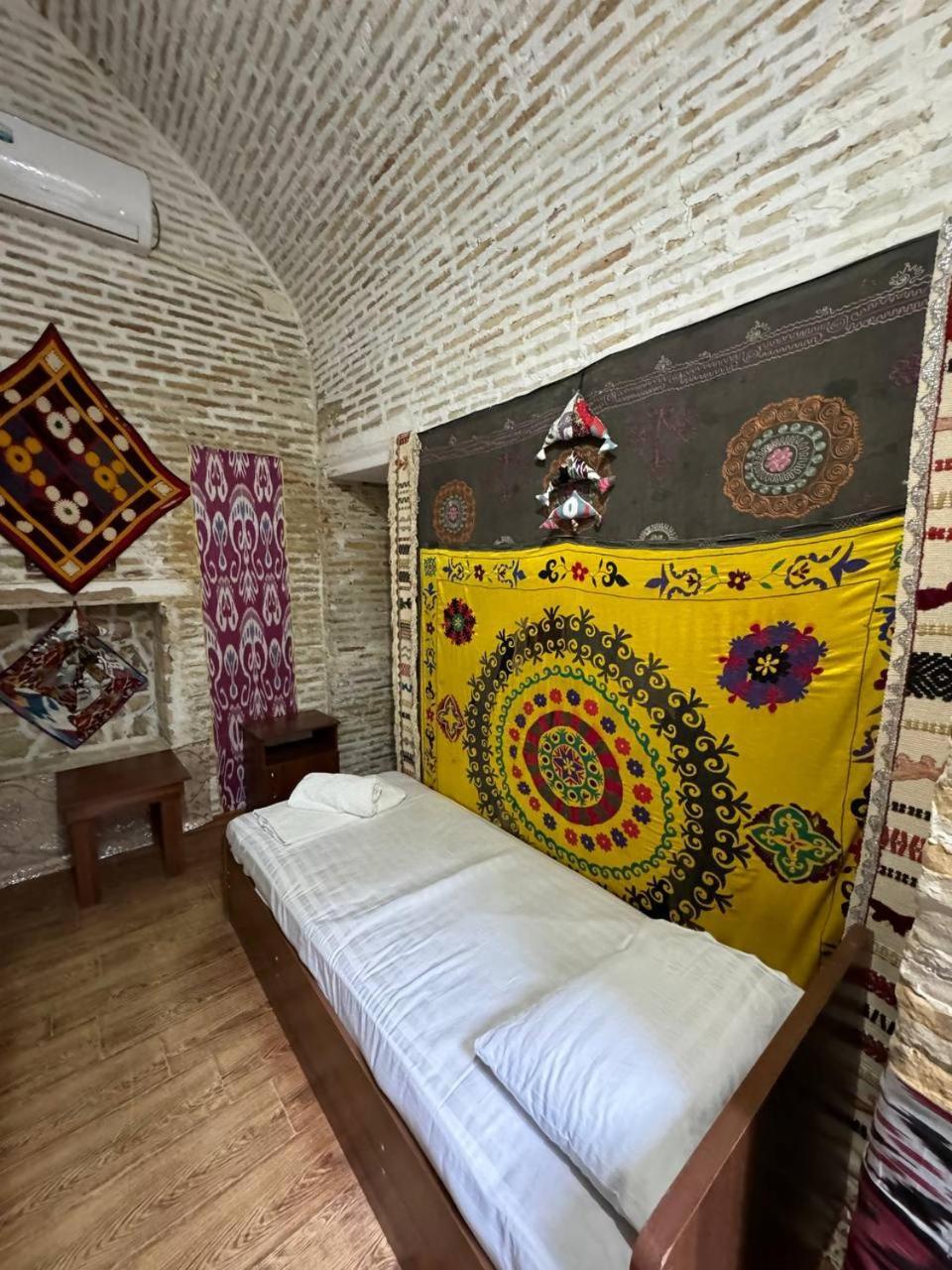 Ohun 18Th Century Caravansarai บูคารา ภายนอก รูปภาพ